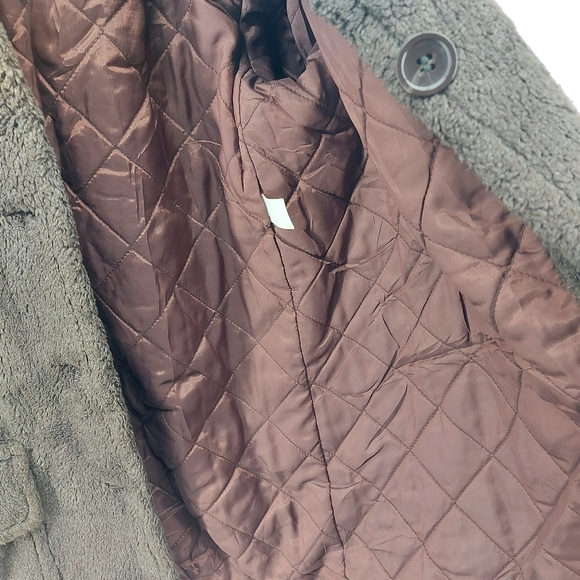 J. Crew Faux Fur Teddy Coat - Picture 7 of 7